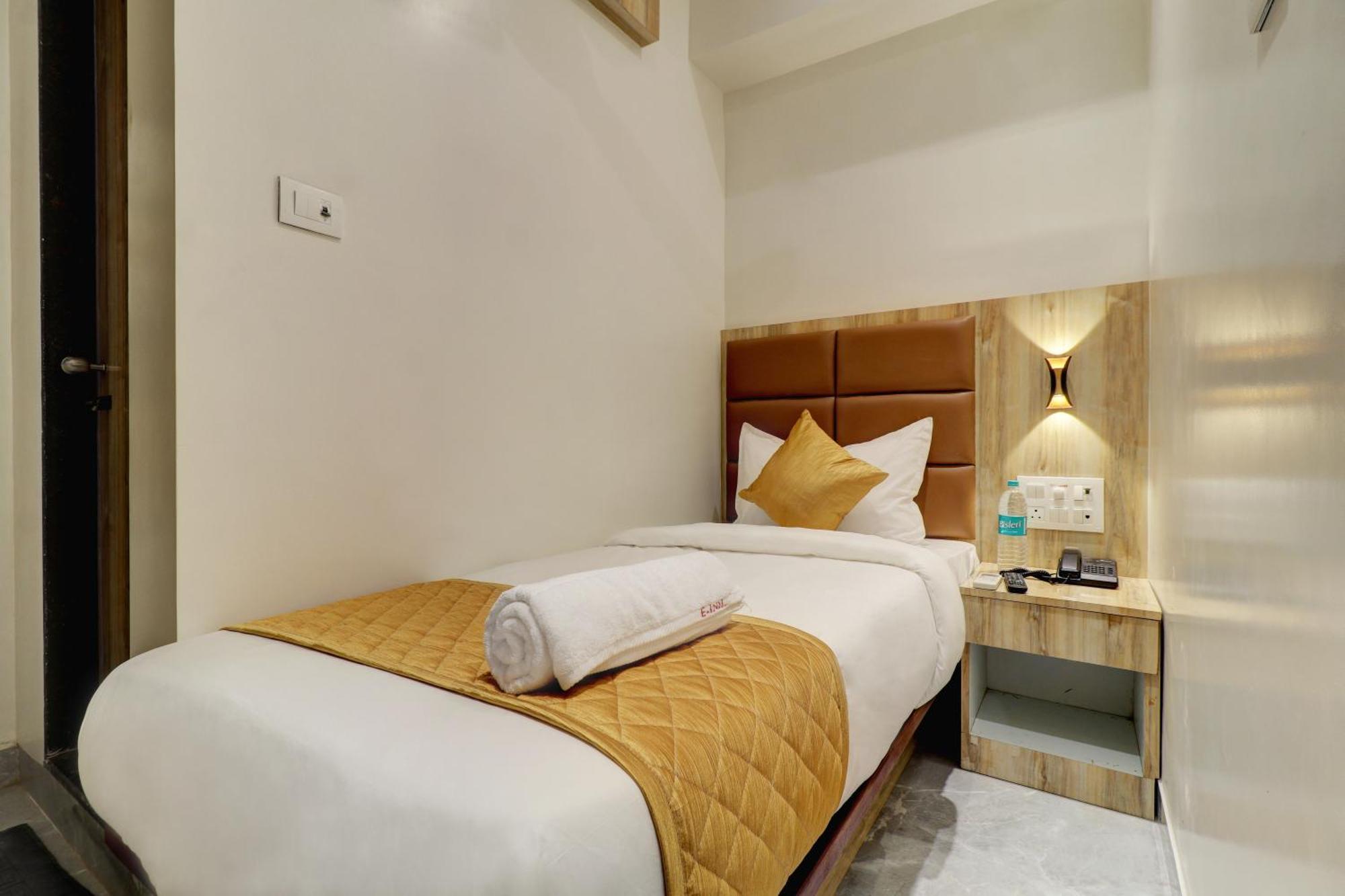 Hotel Enigma Inn Bombay Extérieur photo